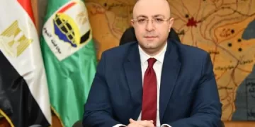 محافظ الفيوم يعتمد التعريفة الجديدة للمواصلات ويُقر عقوبات رادعة للمخالفين