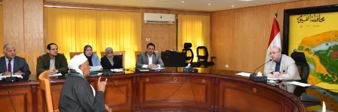 محافظ الفيوم يوجه بحزمة تدخلات عاجلة لدعم الأسر الأولى بالرعاية وتوفير فرص عمل للشباب وذوي الهمم 2 - جريدة الجمهورية 1 48 - جريدة الجمهورية