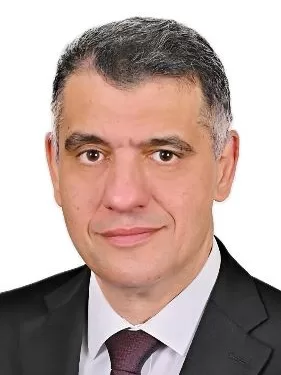 رئيس جامعة القاهرة يستعرض تقرير أداء المعهد القومي للأورام خلال شهرين.. فحص 55 ألف مريض وإجراء 415 جراحة