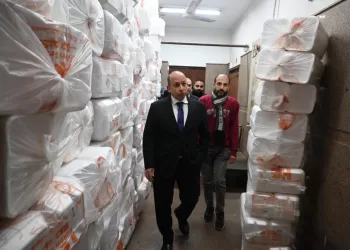 عميد طب قصر العيني يقود جولة تفقدية شاملة للمطبخ الرئيسي ومخازن التغذية بالمستشفيات خلال شهر رمضان 3 - جريدة الجمهورية عميد طب قصر العيني يقود جولة تفقدية شاملة للمطبخ الرئيسي ومخازن التغذية بالمستشفيات خلال شهر رمضان