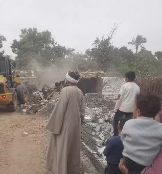 الفيوم..إزالة 71 حالة تعدٍ على الأراضي الزراعية وأملاك الدولة خلال إجازة عيد الفطر 3 - جريدة الجمهورية 2 77 - جريدة الجمهورية