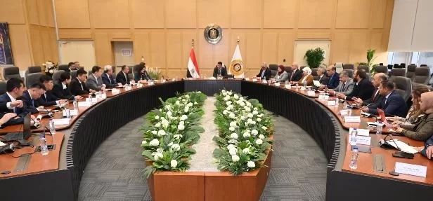 2 83 - جريدة الجمهورية