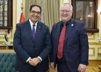 رئيس جامعة القاهرة يستقبل رئيس جامعة «بون» الألمانية لبحث صياغة شراكات أكاديمية وبحثية 3 - جريدة الجمهورية رئيس جامعة القاهرة يستقبل رئيس جامعة «بون» الألمانية لبحث صياغة شراكات أكاديمية وبحثية