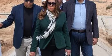 وزيرة التنمية المحلية ومحافظ الإسكندرية يتفقدان «مركز الناصرية»