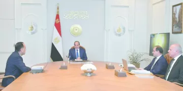 الرئيس يستعرض مقترحات رفع الأجور