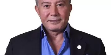 بثقة «العمومية».. أكمل قرطام رئيسًا لحزب المحافظين بنسبة 83.7%