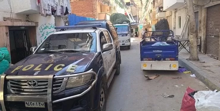 شرطة المسطحات و«نهضة مصر» تشنان حملة مكبرة لملاحقة «النباشين» بمنطقة دربالة بالإسكندرية 1 - جريدة الجمهورية شرطة المسطحات و«نهضة مصر» تشنان حملة مكبرة لملاحقة «النباشين» بمنطقة دربالة بالإسكندرية