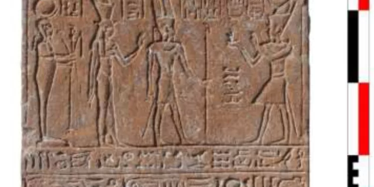 الانتهاء من ترميم بوابة رمسيس الثالث بالكرنك والكشف عن لوحة أثرية من عصر الإمبراطور تيبيريوس