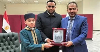 مجلس أمناء العاشر من رمضان يُكرم الشيخ محمد القلاجي «نجم دولة التلاوة» 1 - جريدة الجمهورية مجلس أمناء العاشر من رمضان يُكرم الشيخ محمد القلاجي «نجم دولة التلاوة»