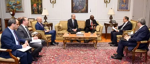 وزير الخارجية يبحث مع رئيس جامعة كارلتون الكندية تعزيز التعاون الأكاديمي والعلمي 1 - جريدة الجمهورية وزير الخارجية يبحث مع رئيس جامعة كارلتون الكندية تعزيز التعاون الأكاديمي والعلمي