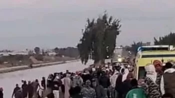 مصرع طفل غرقًا وإصابة 9 آخرين في حادث تروسيكل غرب الإسكندرية