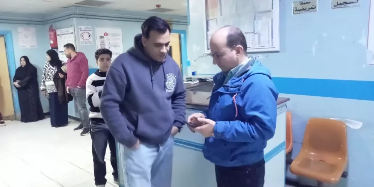 في جولة مفاجئة فجرًا.. وكيل «صحة الدقهلية» يرصد سلبيات بمستشفى بلقاس ويوجه بتصحيحها فورًا