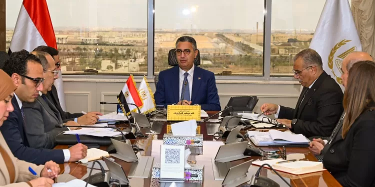 وزير التموين: مخزون السلع الأساسية آمن و يكفي لعدة أشهر