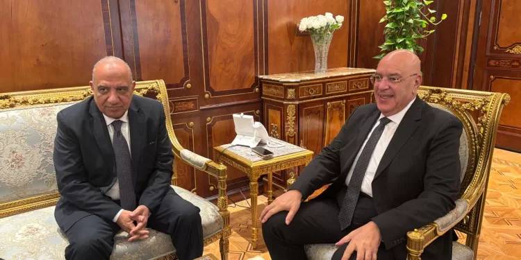 وزير الكهرباء يطمئن البرلمان على كفاءة منظومة الإنتاج والنقل والتوزيع وتأمين الشبكة القومية