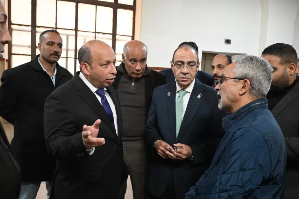 عميد طب قصر العيني يقود جولة تفقدية شاملة للمطبخ الرئيسي ومخازن التغذية بالمستشفيات خلال شهر رمضان 2 - جريدة الجمهورية WhatsApp Image 2026 03 02 at 2.30.26 PM - جريدة الجمهورية