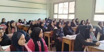 بسبب القصور الإداري.. استبعاد مديرة مدرسة بطوخ وإحالة معلمين للتحقيق في القليوبية