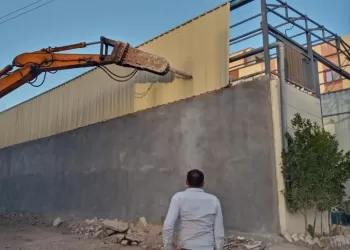 محافظ الإسكندرية يقود حملة مكبرة لاسترداد أراضي الدولة وإزالة التعديات في 6 أحياء