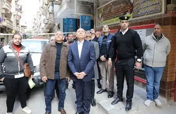 تحت إشراف المحافظ.. إزالة 8 أدوار مخالفة بالزيتون وإحالة المخالفين للنيابة 2 - جريدة الجمهورية تحت إشراف المحافظ.. إزالة 8 أدوار مخالفة بالزيتون وإحالة المخالفين للنيابة