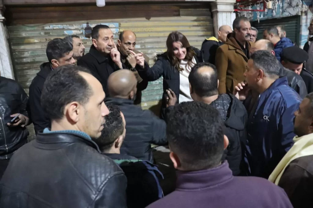 للتصدي لـ«النباشين» وإشغالات ما بعد الإفطار.. نائب محافظ الجيزة تقود حملات مكثفة بإمبابة والوراق والمنيرة 4 - جريدة الجمهورية WhatsApp Image 2026 03 04 at 1.47.48 AM 4 - جريدة الجمهورية