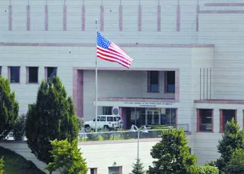 أفراح الزملكاوية.. وعود بصرف المستحقات والمكافآت  بعد تصدر الدورى