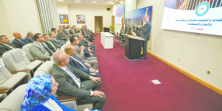 أنظمة تعاقدية مبتكرة لزيادة الإنتاج .. التوسع فى تطبيق تقنيات الحفر الأفقى 1 - جريدة الجمهورية أفراح الزملكاوية.. وعود بصرف المستحقات والمكافآت بعد تصدر الدورى