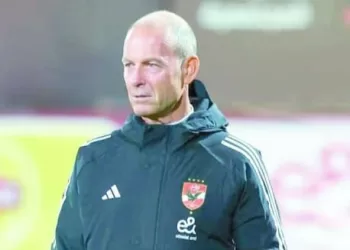 جماهير المحلة غاضبة من الأداء والتحكيم