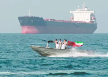 جماهير المحلة غاضبة من الأداء والتحكيم