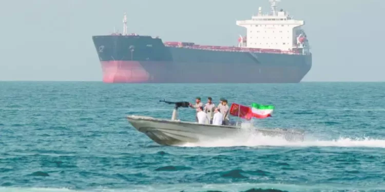 جماهير المحلة غاضبة من الأداء والتحكيم