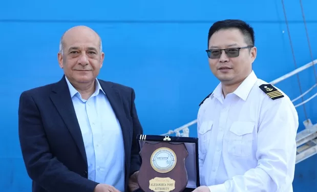 ميناء الإسكندرية يستقبل «وين جينج كو».. إحدى أكبر سفن الرورو الصديقة للبيئة في العالم 1 - جريدة الجمهورية ميناء الإسكندرية يستقبل «وين جينج كو».. إحدى أكبر سفن الرورو الصديقة للبيئة في العالم