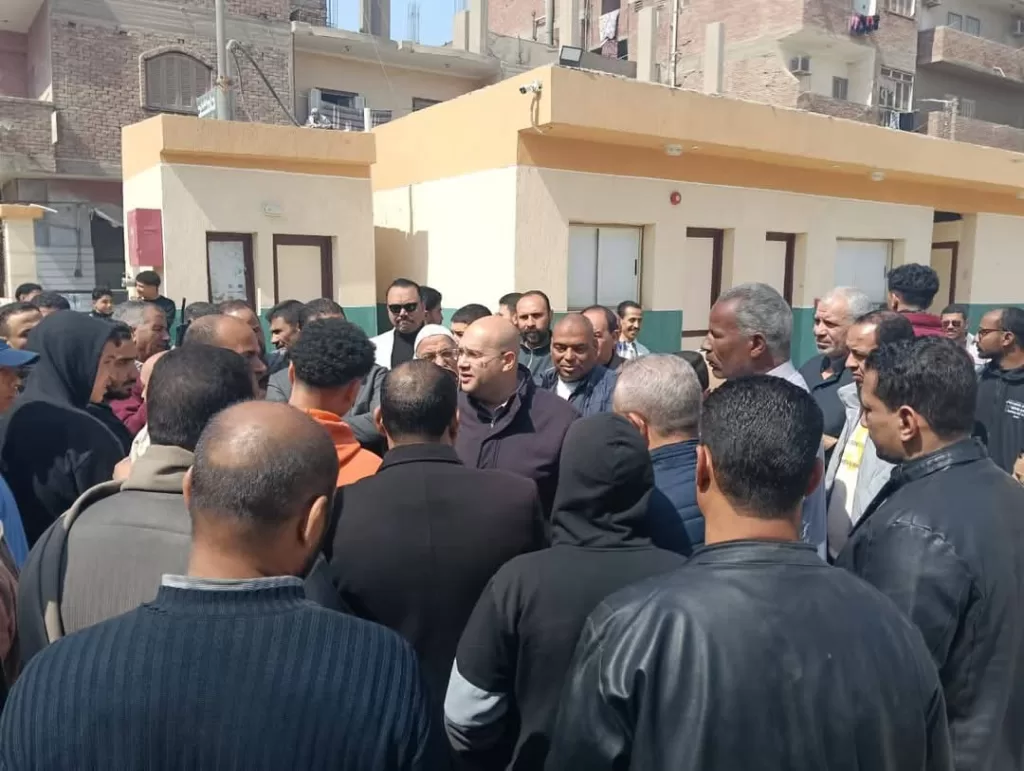 نائب محافظ الجيزة يتفقد مستشفيات «الصف».. ويتابع اللمسات الأخيرة لمحطة الصرف الصحي بالأقواز والسوق الحضاري 5 - جريدة الجمهورية WhatsApp Image 2026 03 04 at 9.07.29 PM 2 - جريدة الجمهورية