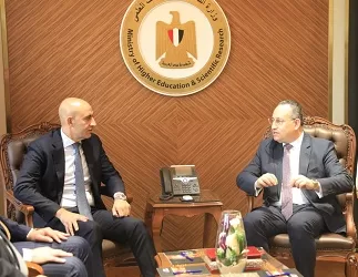 وزير التعليم العالي يبحث مع «اللجنة المؤقتة» آليات تأسيس نقابة التكنولوجيين