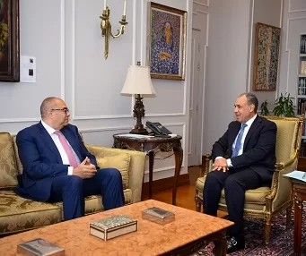 وزير الخارجية يبحث مع مبعوث الأمم المتحدة لتمويل التنمية مجالات التنمية الاقتصادية وتمويل المشروعات التنموية والمناخية 1 - جريدة الجمهورية وزير الخارجية يتابع سير العمل بقطاع التعاون الدولي