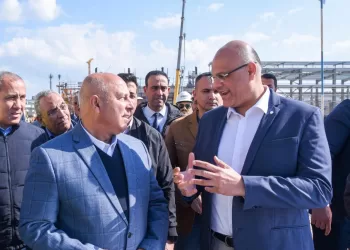 وزير النقل ومحافظ الإسكندرية يتفقدان مشروع المترو: نقلة نوعية ترفع الطاقة الاستيعابية لـ 60 ألف راكب ساعة