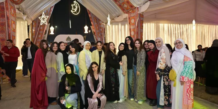 رئيس جامعة القاهرة: التواصل المباشر مع الطلاب أولوية لتعزيز بيئة تعليمية متكاملة