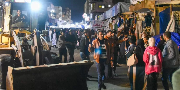 بسبب الفوضى والتعديات بشارع الجمهورية.. محافظ الإسكندرية يقرر إعفاء رئيسة حي العامرية من منصبها