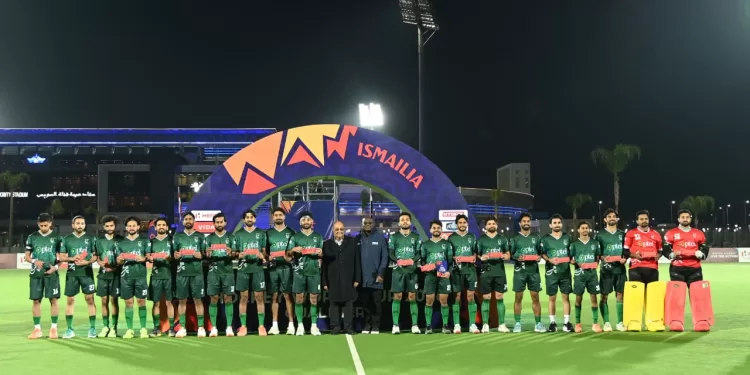 إنجلترا تقتنص المركز الأول وباكستان وصيفًا.. في نهائي تصفيات مونديال الهوكي بالإسماعيلية