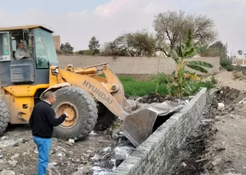 حملة مكبرة لإزالة التعديات على الأراضي الزراعية بـ«أبو النمرس»