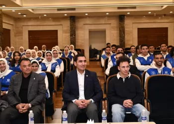 جوهر نبيل يشيد بحماس متطوعي «شباب يدير شباب»