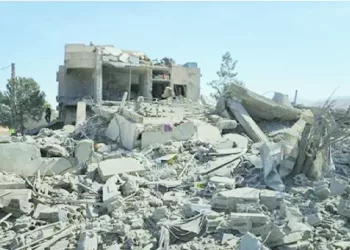 رغم غضب الجماهير.. المحلة متمسك بـ«عبد العال»