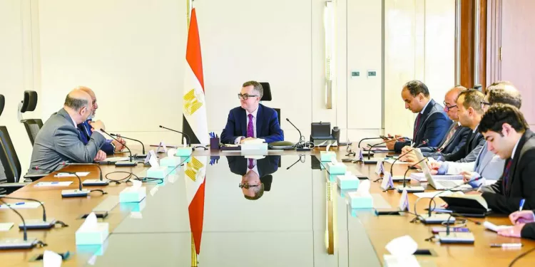 رغم غضب الجماهير.. المحلة متمسك بـ«عبد العال»