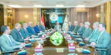 «صلاح» يواصل العطاء بعد هز شباك «الذئاب»