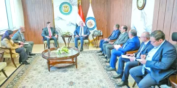 «صلاح» يواصل العطاء بعد هز شباك «الذئاب»