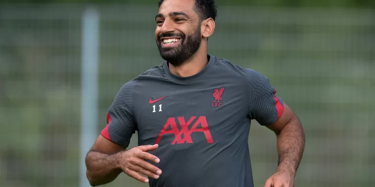 «صلاح» يواصل العطاء بعد هز شباك «الذئاب» 1 - جريدة الجمهورية «صلاح» يواصل العطاء بعد هز شباك «الذئاب»