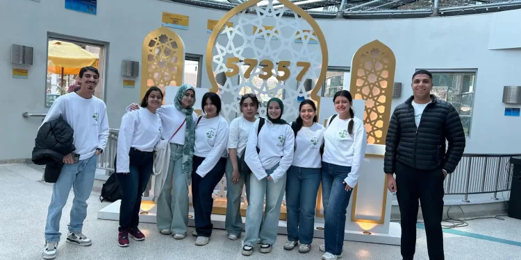 للتوعية بأهمية تقليل هدر الطعام.. طلاب «إعلام القاهرة» يُطلقون حملة «بِمِقدار»