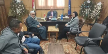 وكيل الزراعة بالبحيرة يتفقد شكاوى مزارعي «عزب قابيل» حول مشروع الصرف المغطى