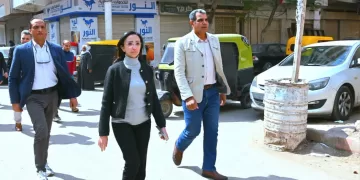 عازر تقود حملة رقابية مكبرة بأبو حمص لضبط الأسواق وتتفقد الخدمات الطبية بمستشفى المدينة المركزي