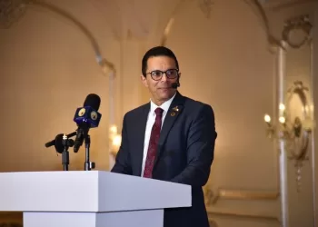 خبراء بـ«حماة الوطن»: إغلاق مضيق هرمز يهدد بشلل الاقتصاد العالمي وارتفاع النفط بنسبة 100%