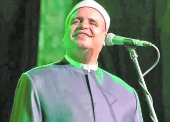 المبتهل الشيخ إيهاب يونس: المديح النبوى يصل بين الفن والروح 4 - جريدة الجمهورية ليفربول يواجه توتنهام فى «البريميرليج»