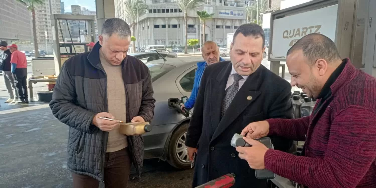 نقص وزن وعدم نظافة.. الإسكندرية تحاصر مخالفات المخابز في 4 أحياء 1 - جريدة الجمهورية نقص وزن وعدم نظافة.. الإسكندرية تحاصر مخالفات المخابز في 4 أحياء