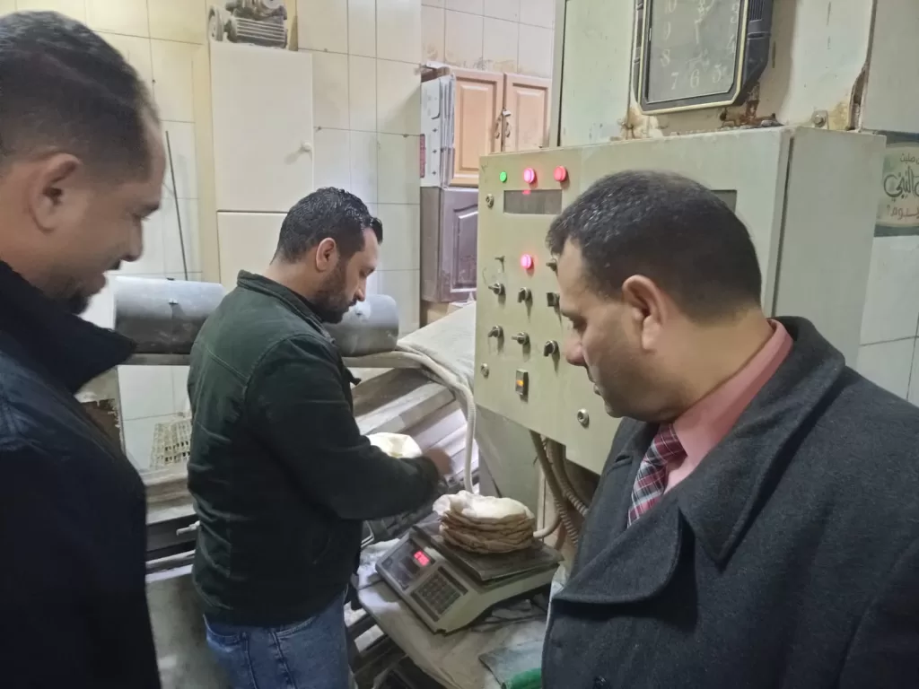 نقص وزن وعدم نظافة.. الإسكندرية تحاصر مخالفات المخابز في 4 أحياء 3 - جريدة الجمهورية WhatsApp Image 2026 03 16 at 8.25.45 AM 1 - جريدة الجمهورية